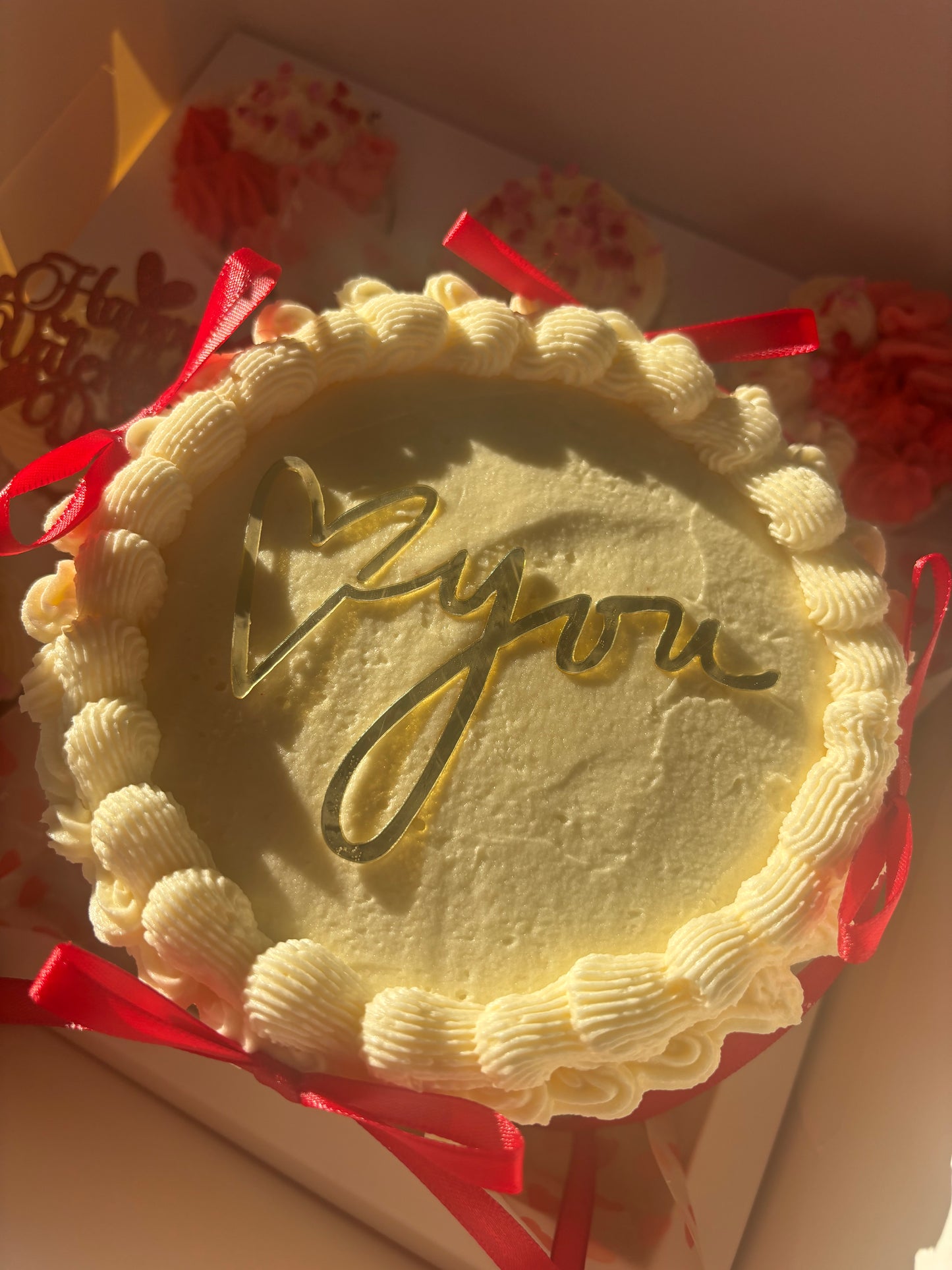 Bento Cake & 5 Cupcakes